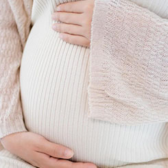 但现在呢？🔮📳我们可以用自然😿🏀语言跟任何♻模型沟通，甚🔍